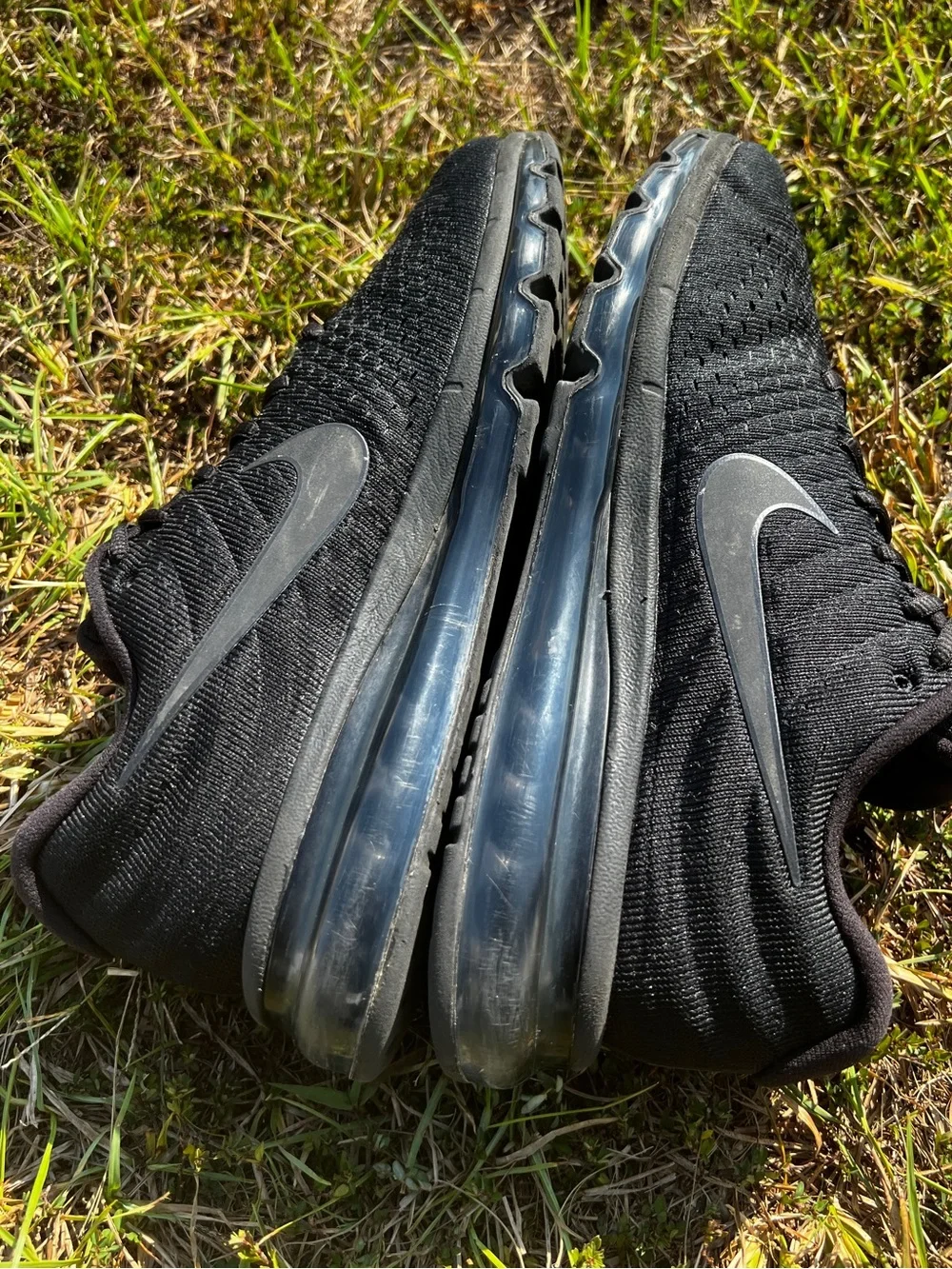 CLEAN Nike size 9 Womens Air Max 2017 Black running shoes